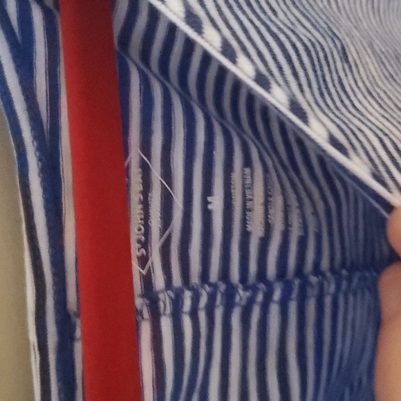 Medium - Picture 2 of 2